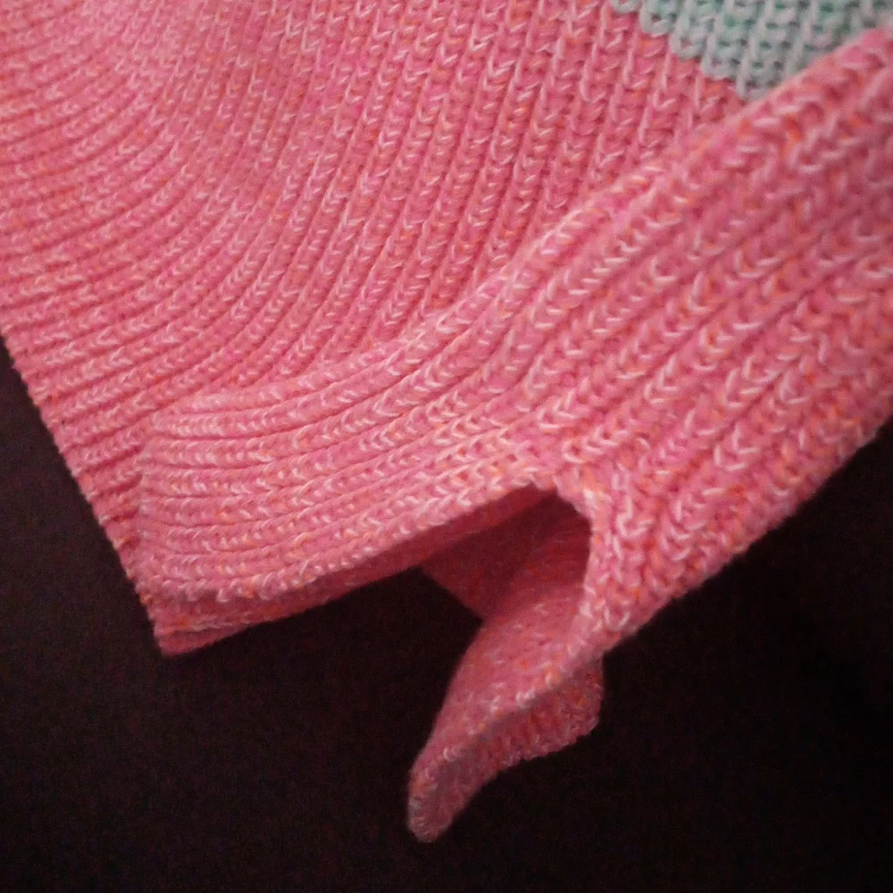 Sweater - Picture 3 of 3